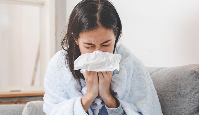 girl suffering for bad humidity